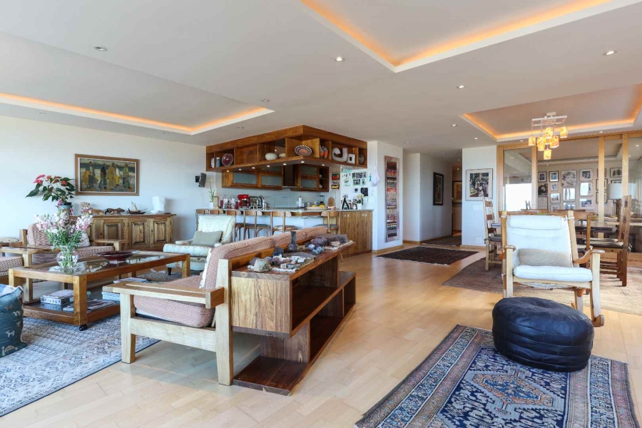 4 Bedroom Property for Sale in Sea Point Western Cape